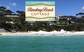 Binalong Beach Cottage Beachfront At Bay Of Fires Next To Restaurant